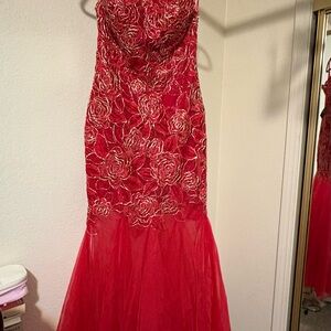 Fashion Nova Strapless Red Floral Dress